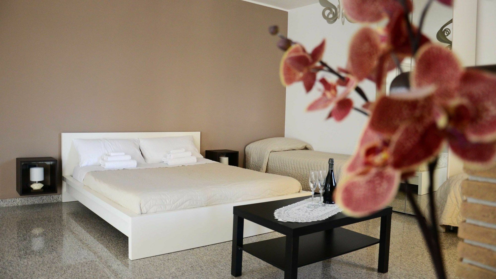บีแอนด์บี อีเดน ซัสซี มาเตรา Bed & Breakfast ภายนอก รูปภาพ