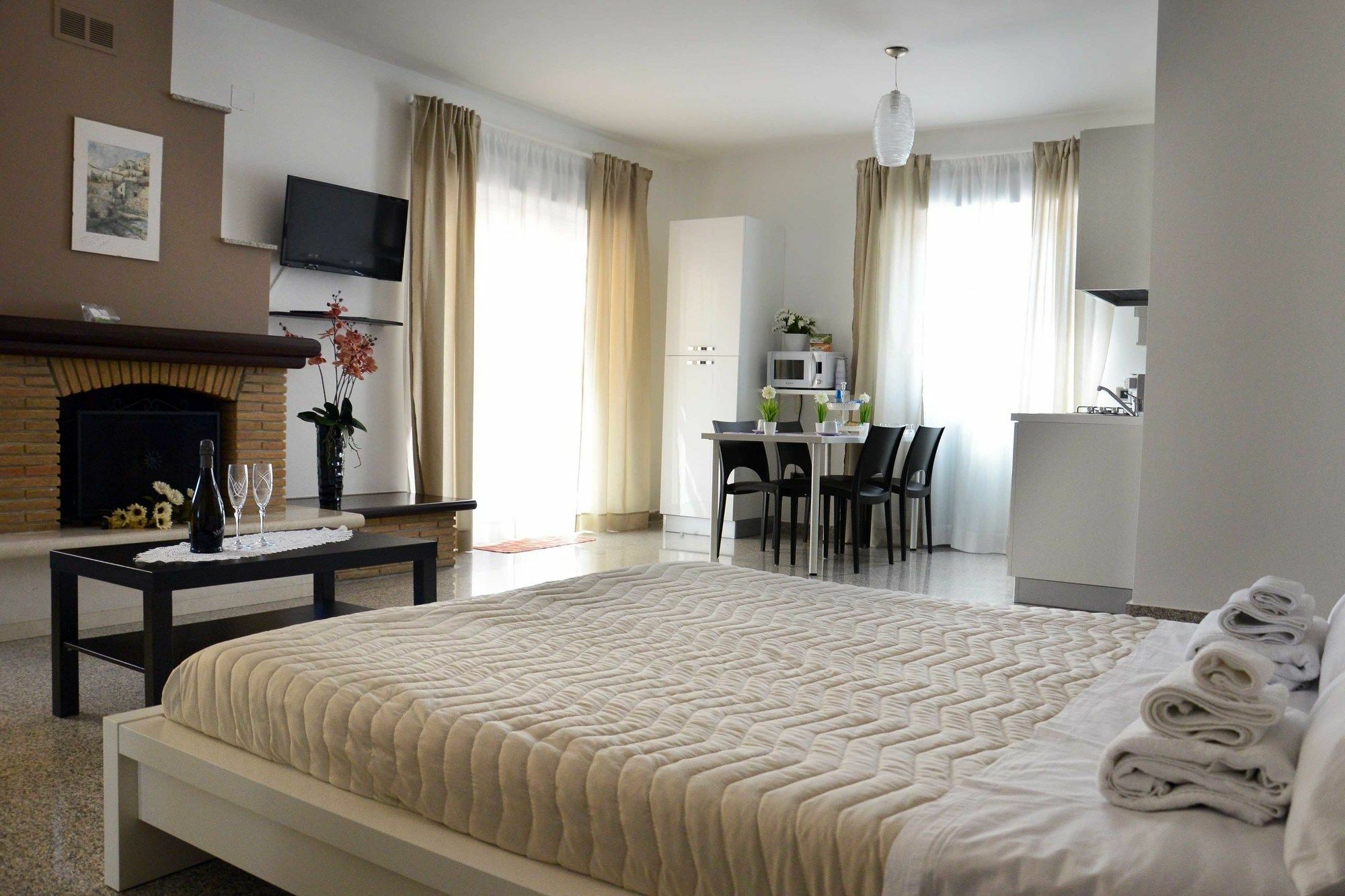 บีแอนด์บี อีเดน ซัสซี มาเตรา Bed & Breakfast ภายนอก รูปภาพ